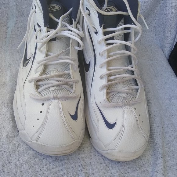 nike air total max uptempo white navy